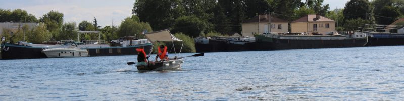 Location de barques électriques à Saint-Jean-de-Losne