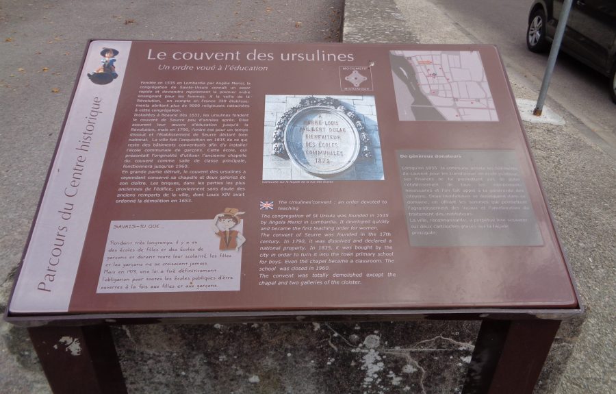Panneau du patrimoine Jacquemart à Seurre
