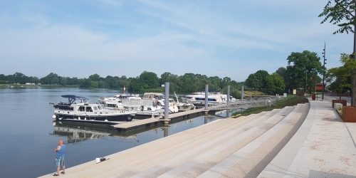 Quais à gradin à Seurre