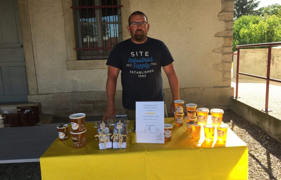 David Rozborski, apiculteur à Jallanges