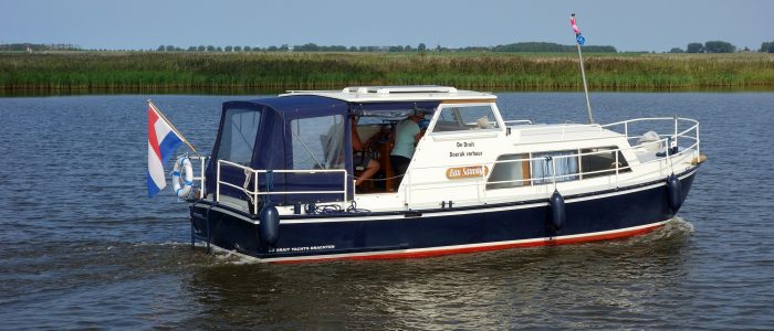 Tourisme fluvial en Rives de Saône